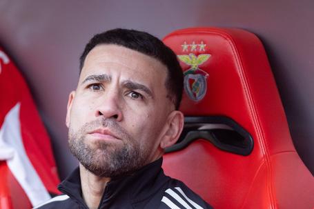 Oficial: Otamendi deixa o Benfica