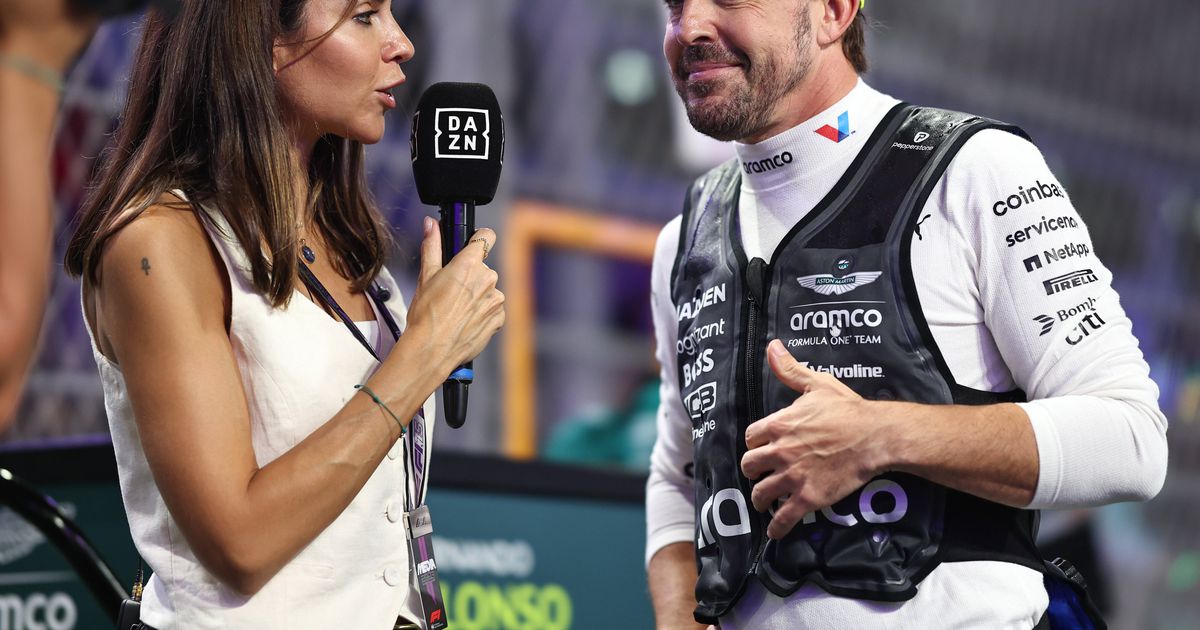 Fernando Alonso foi pai e atrasa chegada ao GP do Japão