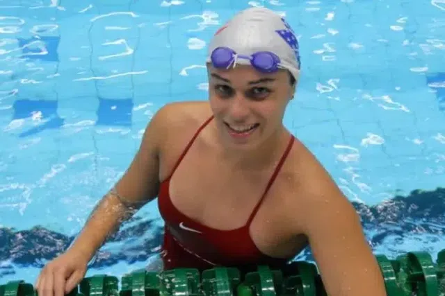 Ana Caldas nasceu em Vizela e com o género masculino, mas já nos EUA fez a transição de Hugo para Ana. Foto X