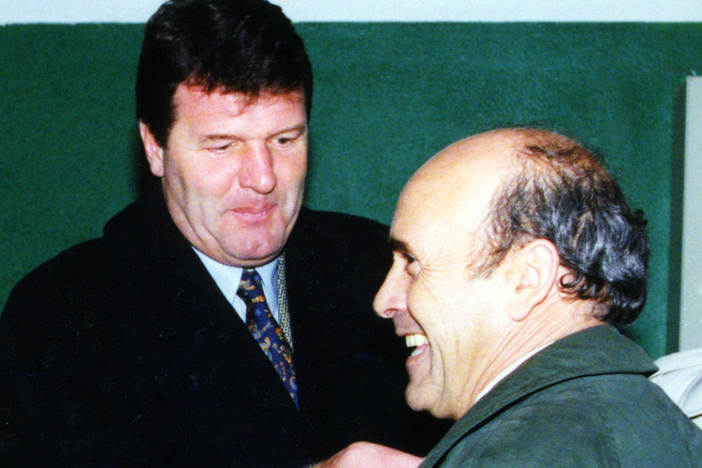 Toshack com Sousa Cintra, presidente do Sporting já depois da passagem do galês por Alvalade. Foto A BOLA