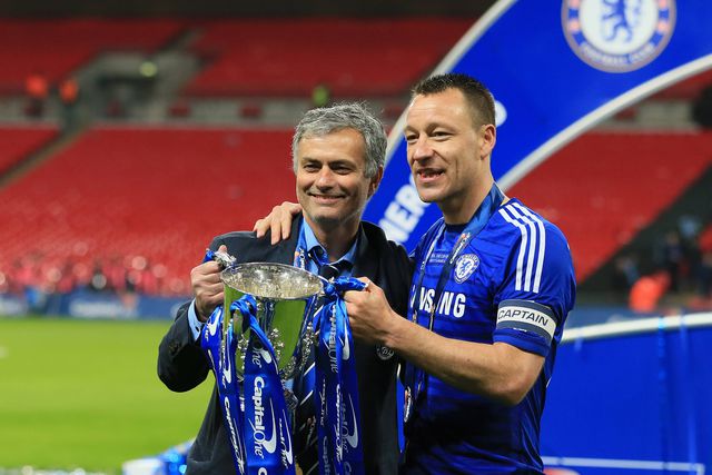 Terry lembra primeira conferência de Mourinho: «Estávamos todos borrados»