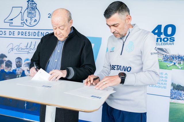 Como se conversar fosse um favor...