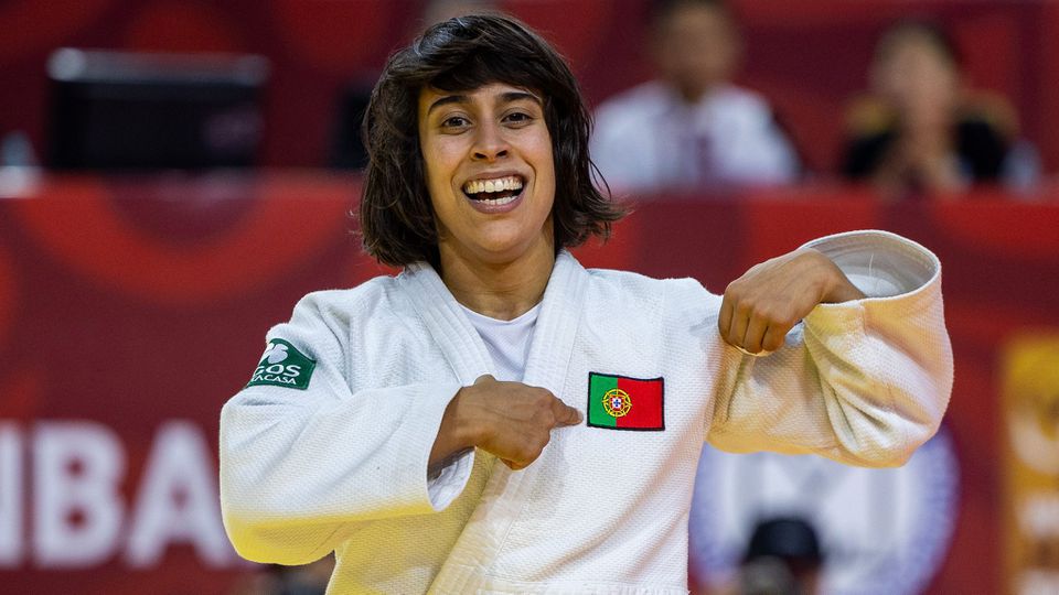 Catarina Costa, terceira medalha em três Europeus