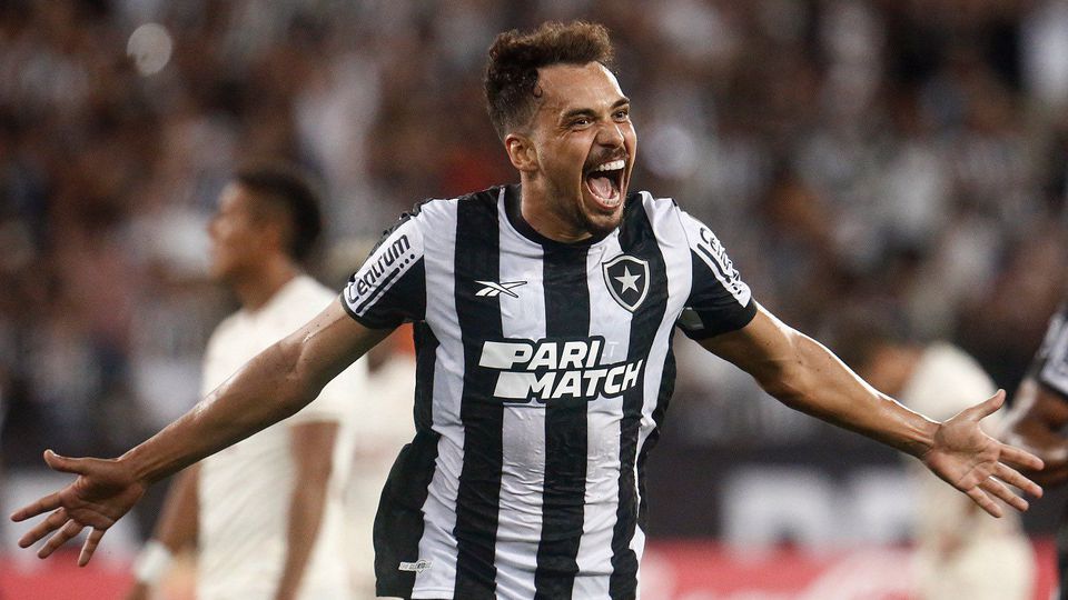 Botafogo de Artur Jorge vence na Libertadores com bis de ex-FC Porto