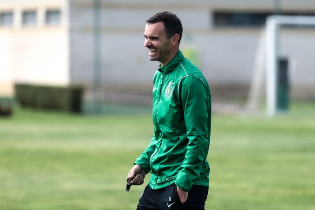 Sporting B: João Gião é o treinador do mês da Liga 2