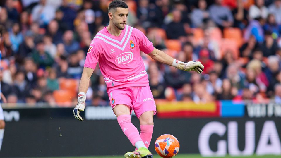 Mercado: Barcelona oficializa Joan García