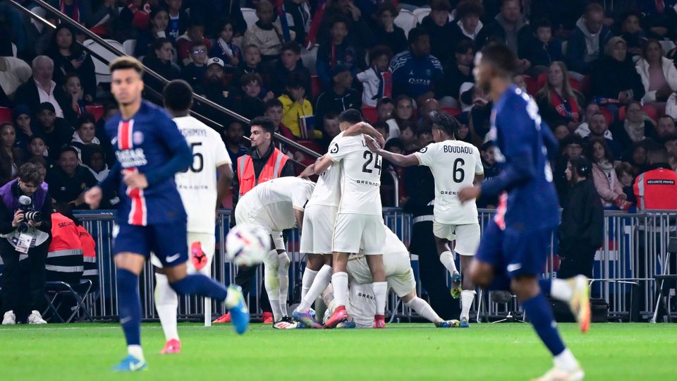 Nice festeja no Parque dos Príncipes frente ao PSG