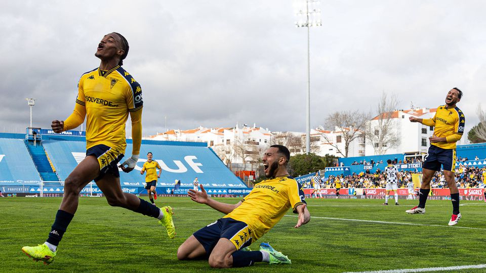 Estoril: voltam os indiscutíveis e, com estes, o onze-tipo