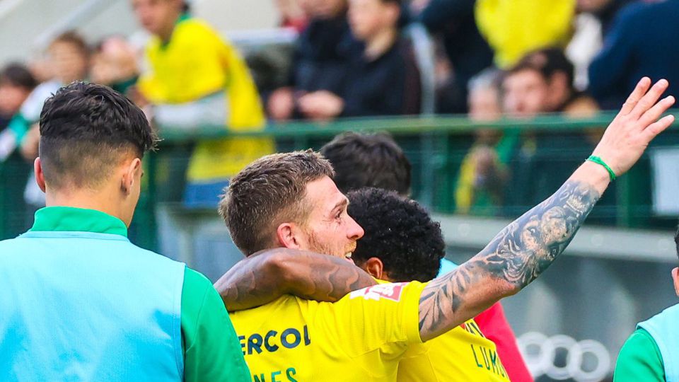 Antunes celebra golo marcado ao UD Leiria com dedicatória ao pai