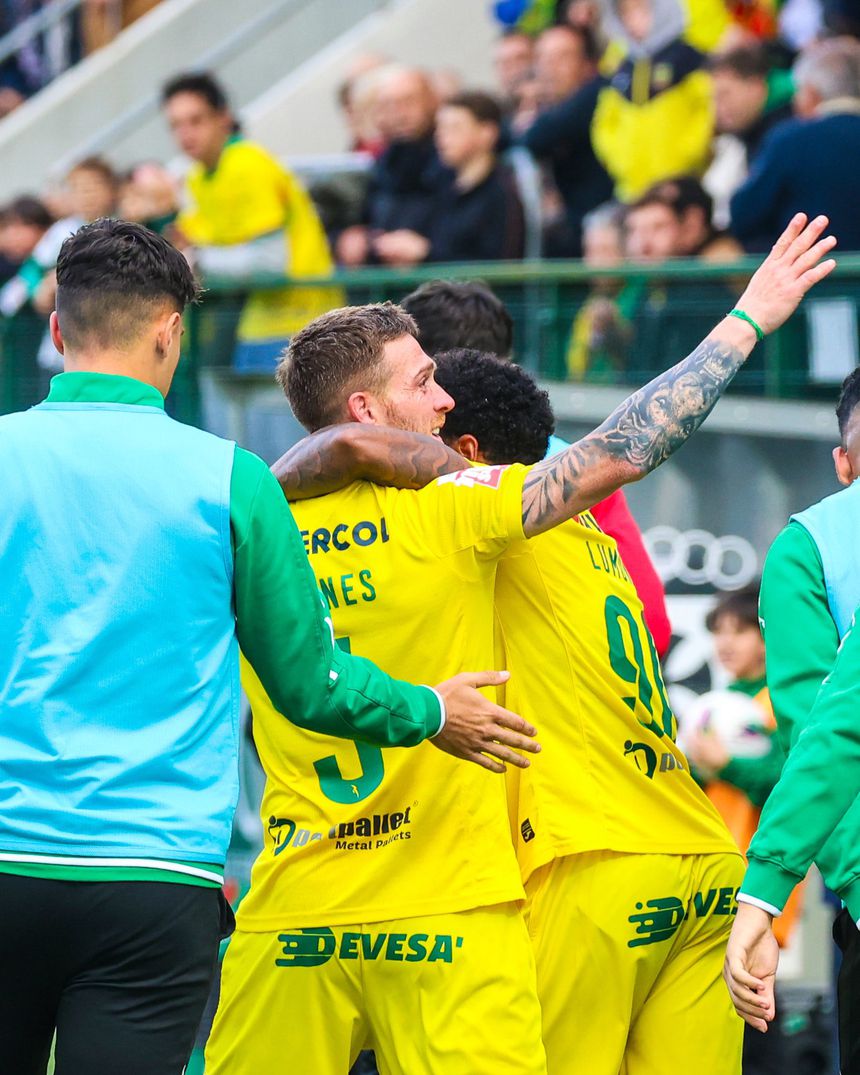 Antunes celebra golo marcado ao UD Leiria com dedicatória ao pai