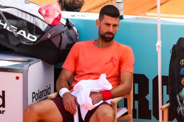 Djokovic explode em frustração antes da estreia em Madrid