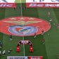 Suplentes do Benfica colocam a conversa em dia com jogador do Moreirense
