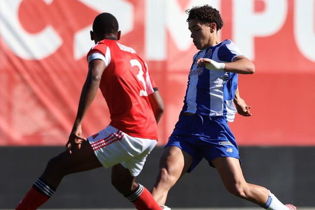 Clássico de juniores: FC Porto recebe Benfica a pensar no título