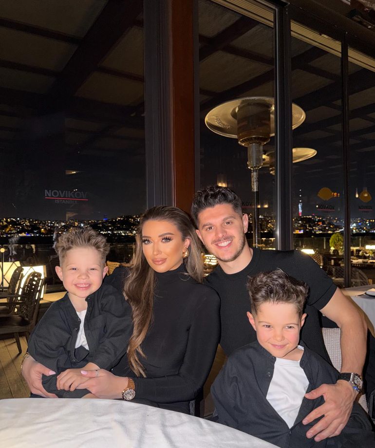 Milot Rashica e Belkiz Kera têm dois filhos (instagram)