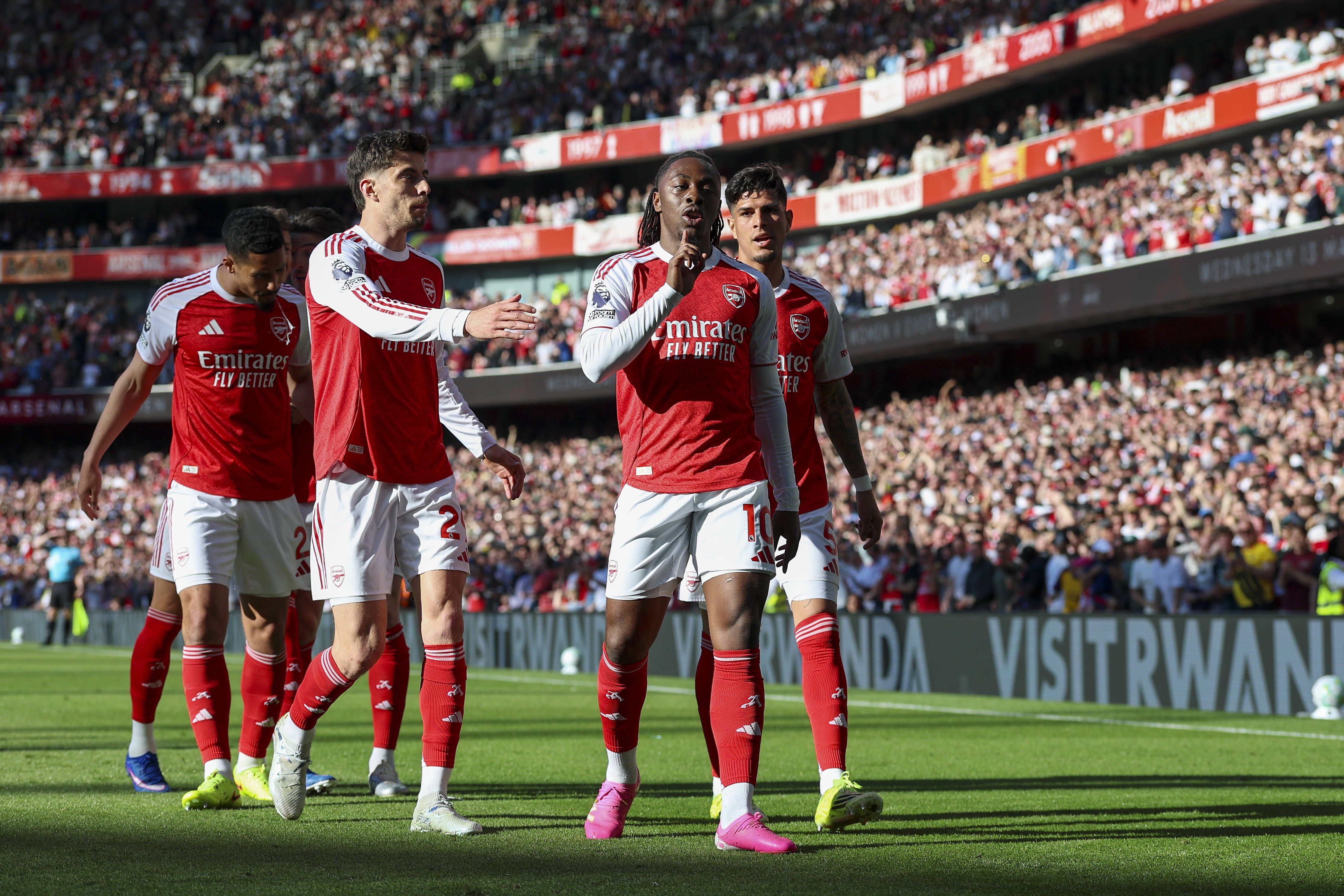 Eze marcou o único golo do jogo, mas saiu lesionado