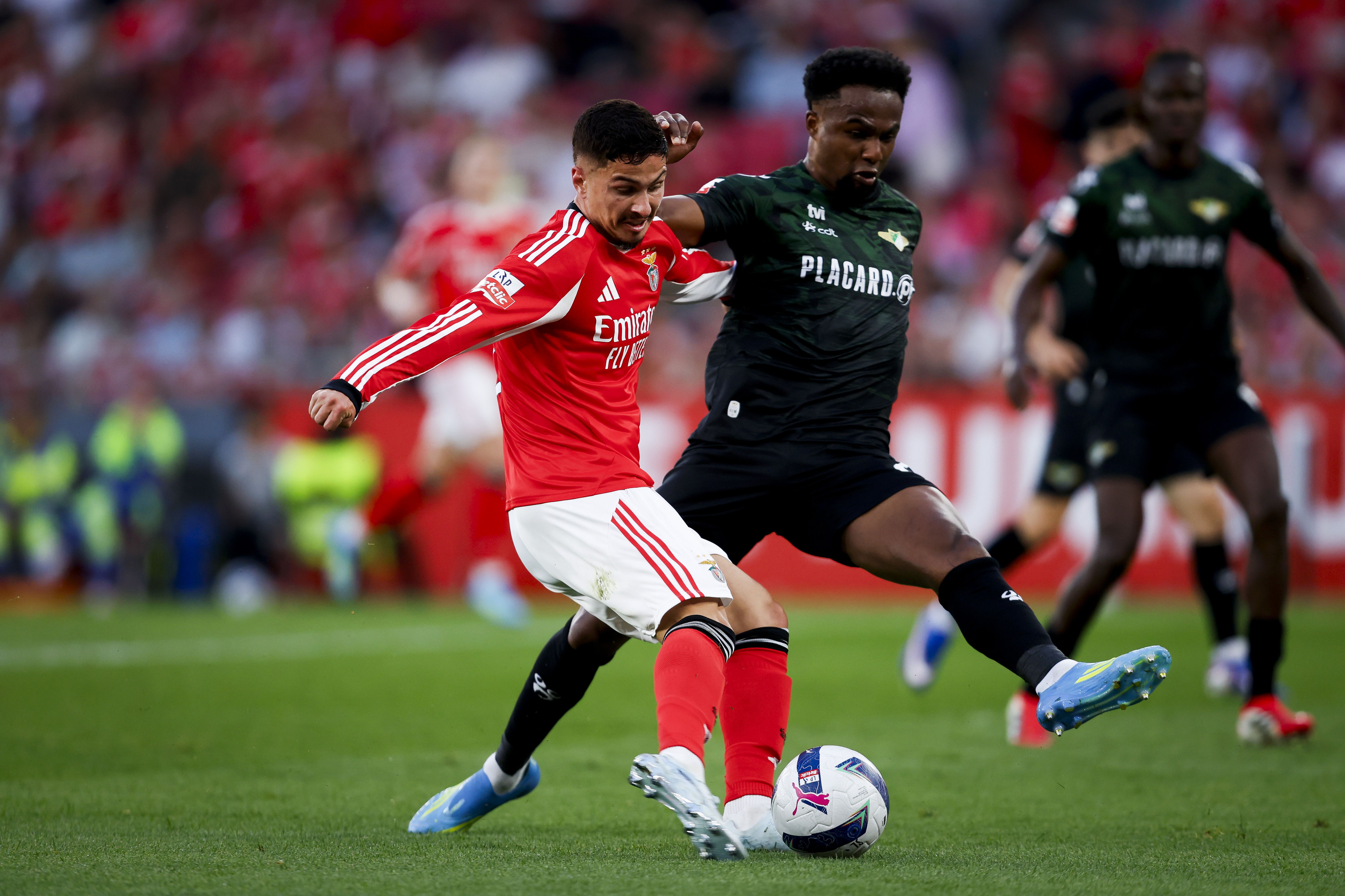 Ivanovic em ação no jogo frente ao Moreirense  - Foto: Filipe Amorim/LUSA