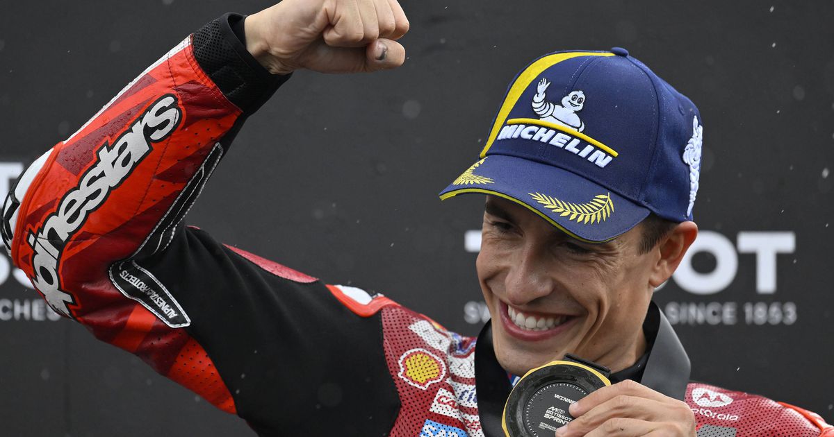 Incrível: Marc Márquez cai e vence sprint caótica em Jerez!