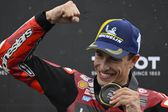 O campeão do Mundo, Marc Márquez, caiu a quatro voltas do fim e ainda conseguiu vencer! IMAGO