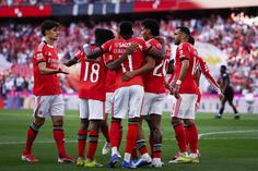 «É aqui que se formam as lendas»: Benfica mostra a camisola para 2026/27
