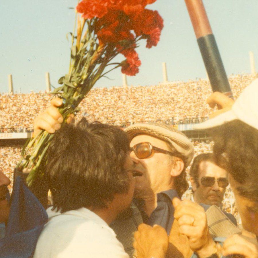 FC Porto: «25 de Abril. Celebramos a Liberdade» - Foto: FC Porto/X