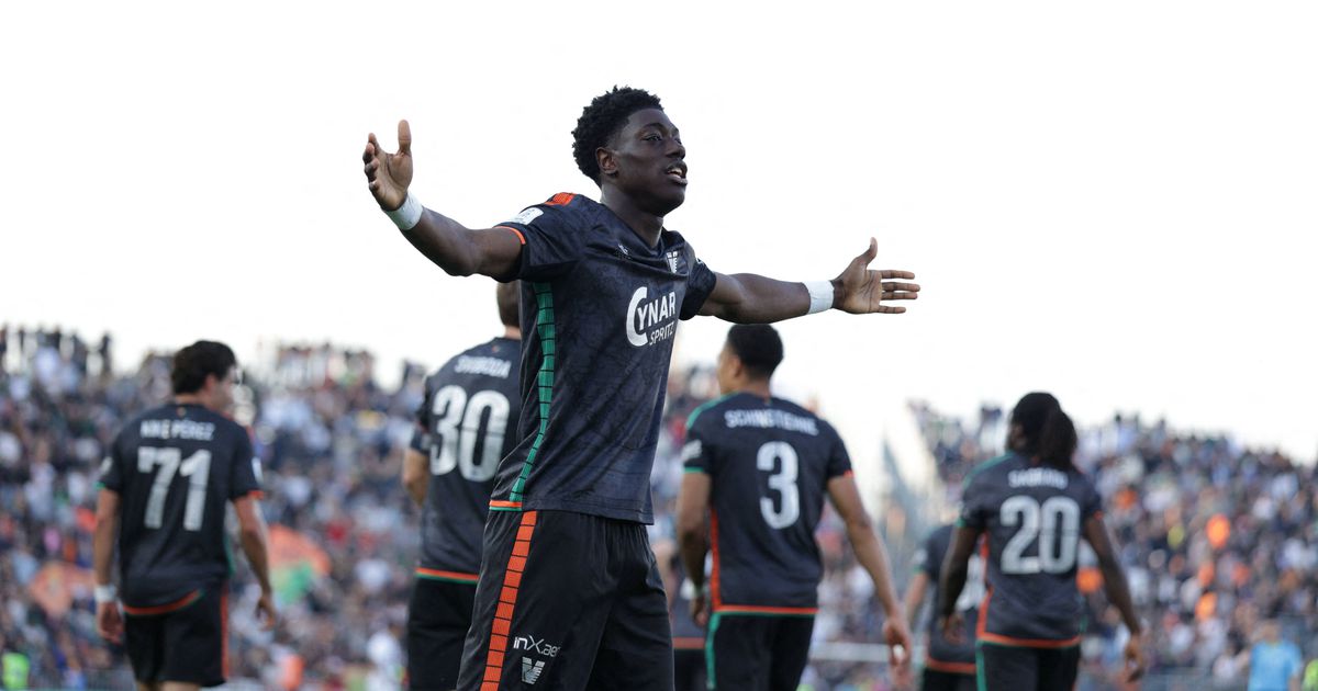 Treinador do Veneza avisa Sporting: «15 milhões por Doumbia é pouco...»