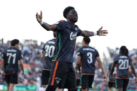 Treinador do Veneza avisa Sporting: «15 milhões por Doumbia é pouco...»
