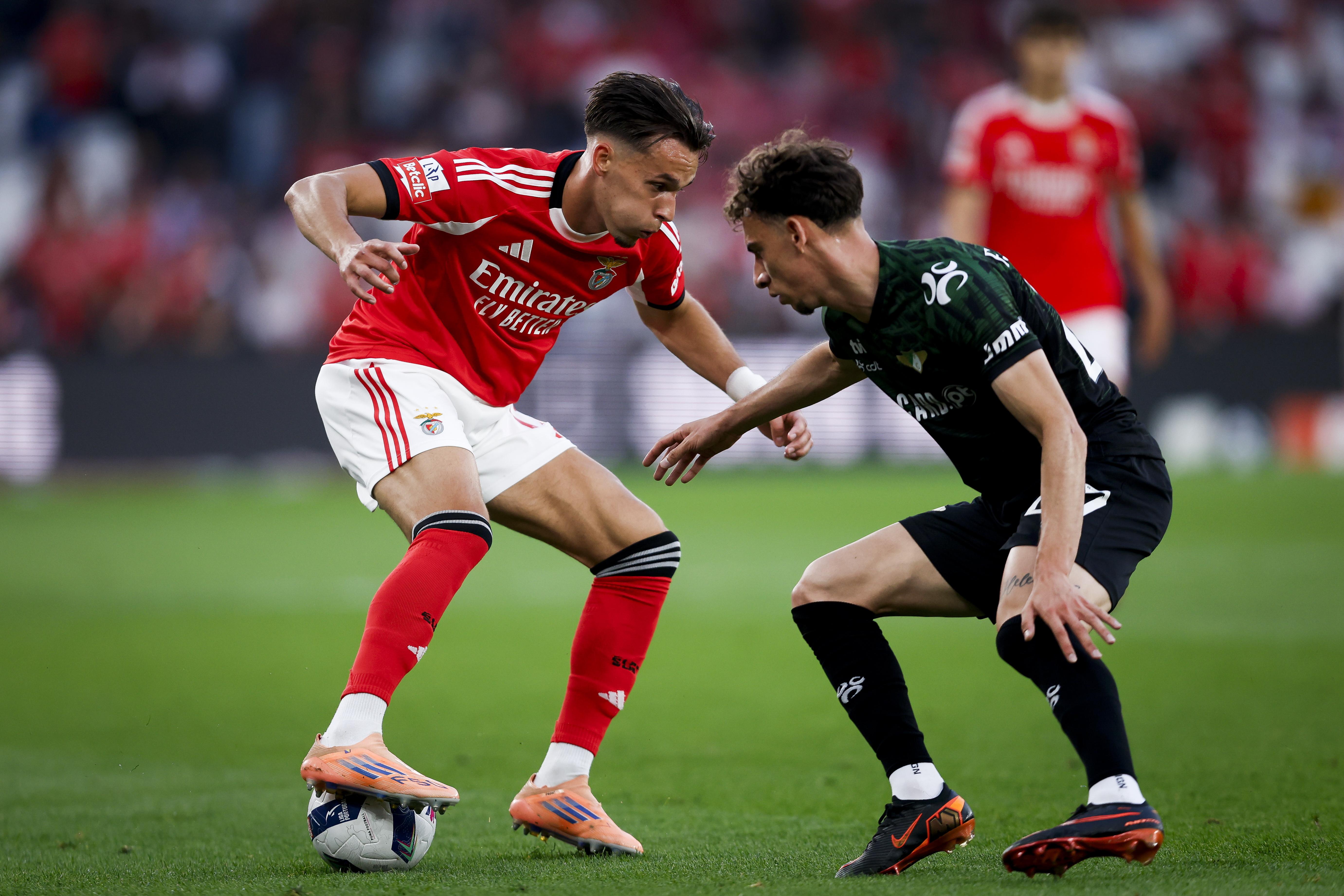 Dedic em ação no jogo frente ao Moreirense  — Foto: Filipe Amorim/LUSA