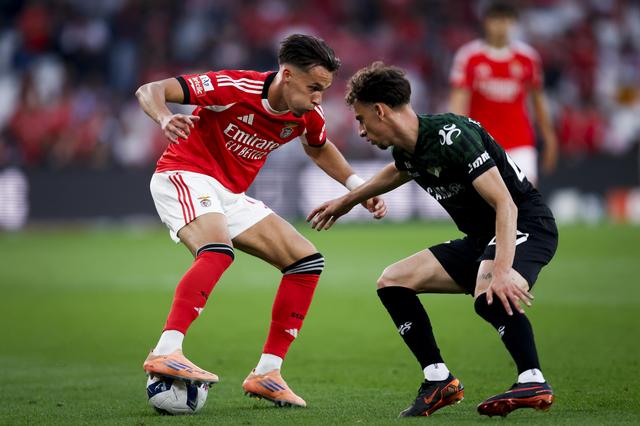 Dedic em ação no jogo frente ao Moreirense  — Foto: Filipe Amorim/LUSA