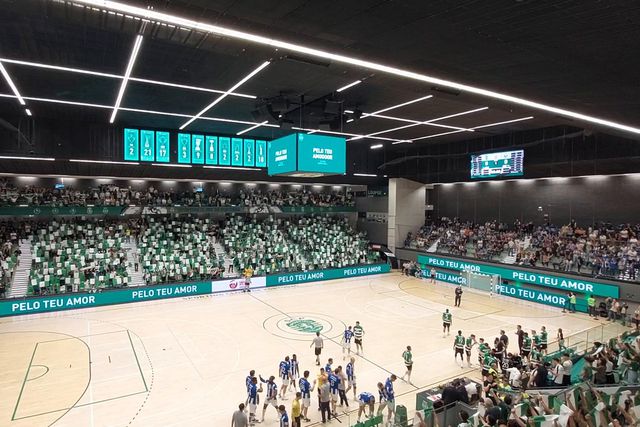 'O Mundo Sabe Que' antes do decisivo Sporting-FC Porto em andebol