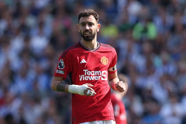 Vídeo: Bruno Fernandes assiste para o segundo do Manchester United