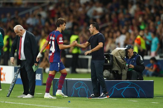 «Procuram polémicas onde não existem»: João Félix reage após despedimento de Xavi