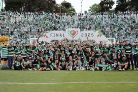 Sporting faz a dobradinha! Lage exaltado e Di María em lágrimas