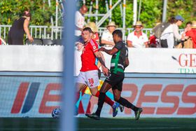 Matheus Reis festeja: «Aqui nós pisa na cabeça»