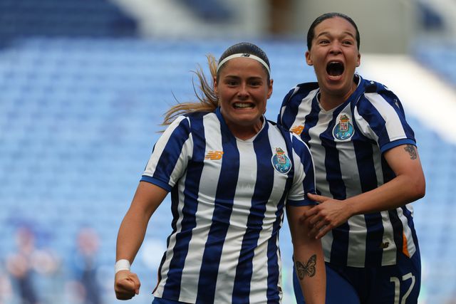 À boleia de Khudyakova, FC Porto goleia Real SC na primeira mão do play-off de campeão