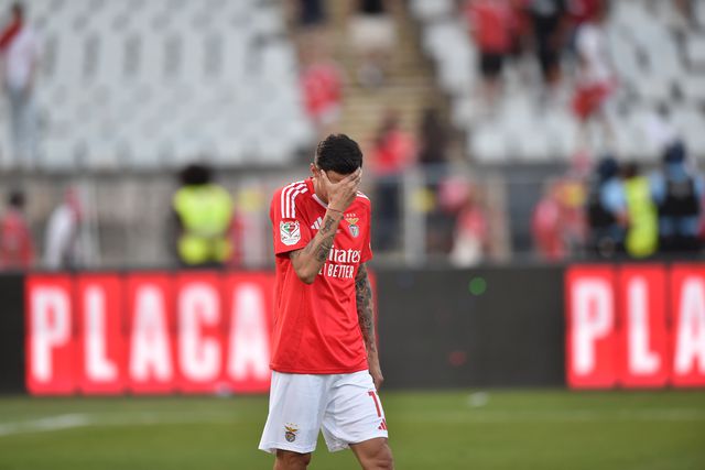 A mensagem que conforta Di María: «Nem parece que és campeão do Mundo»