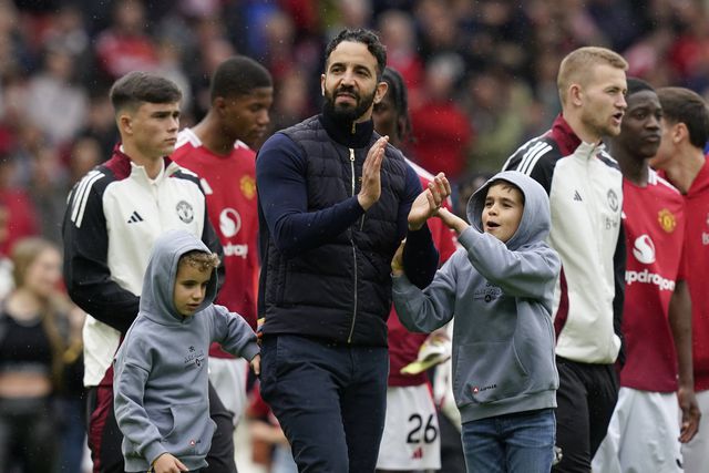 Amorim ainda desesperou, mas terminou o último jogo da época a sorrir