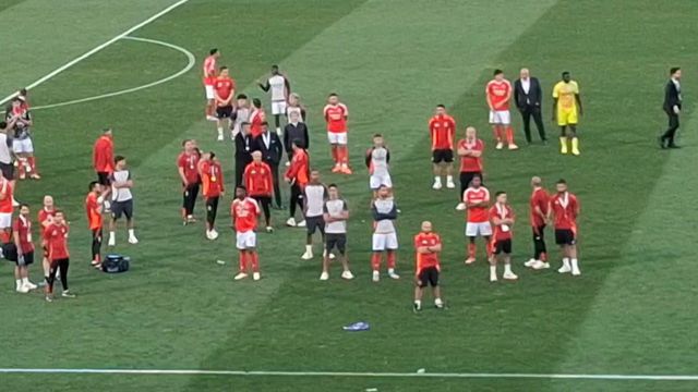 Bruno Lage muito irritado no relvado após perder a final da Taça de Portugal