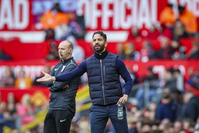 Amorim regressa às vitórias, NES falha Champions