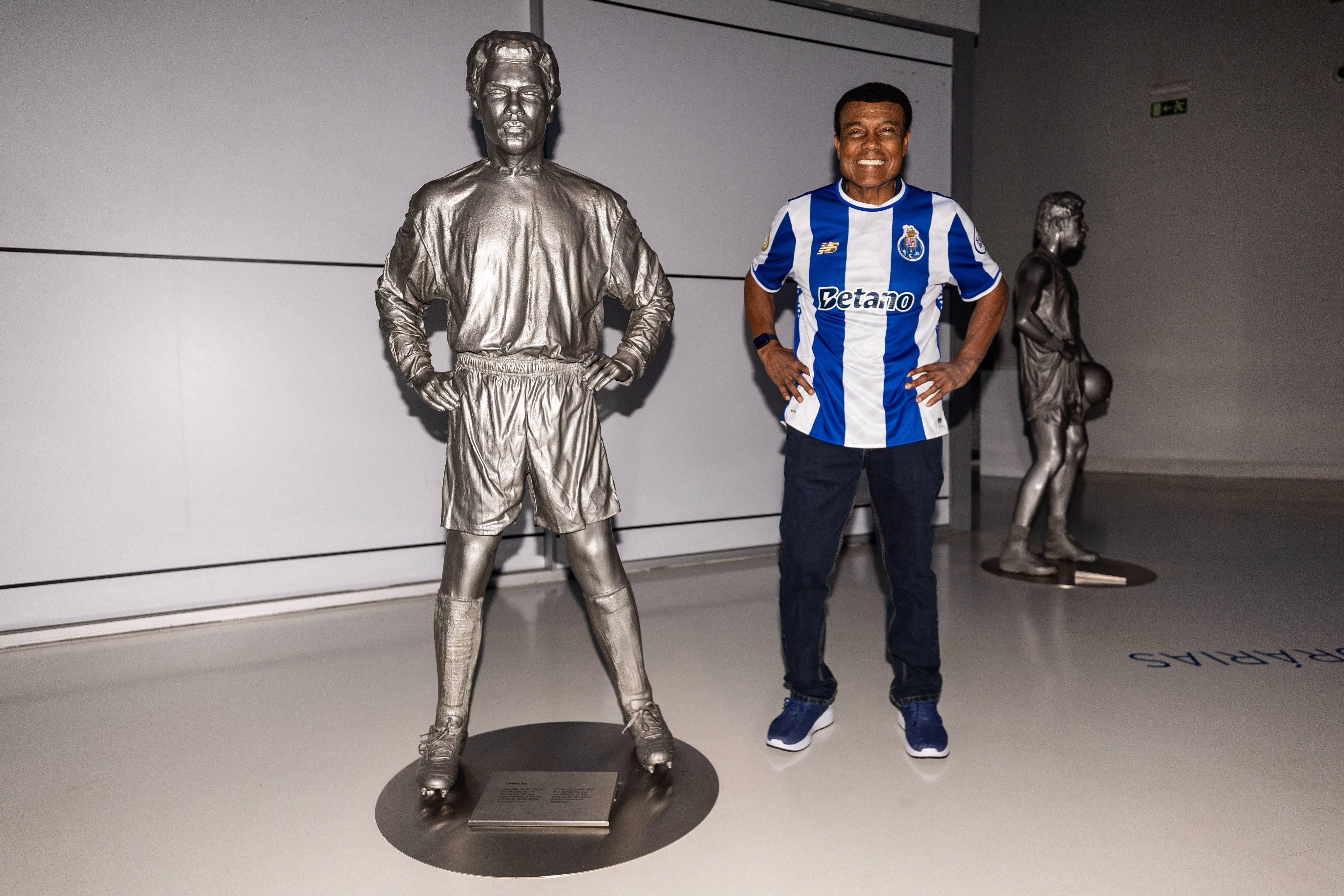 Teófilo Cubillas de visista ao museu