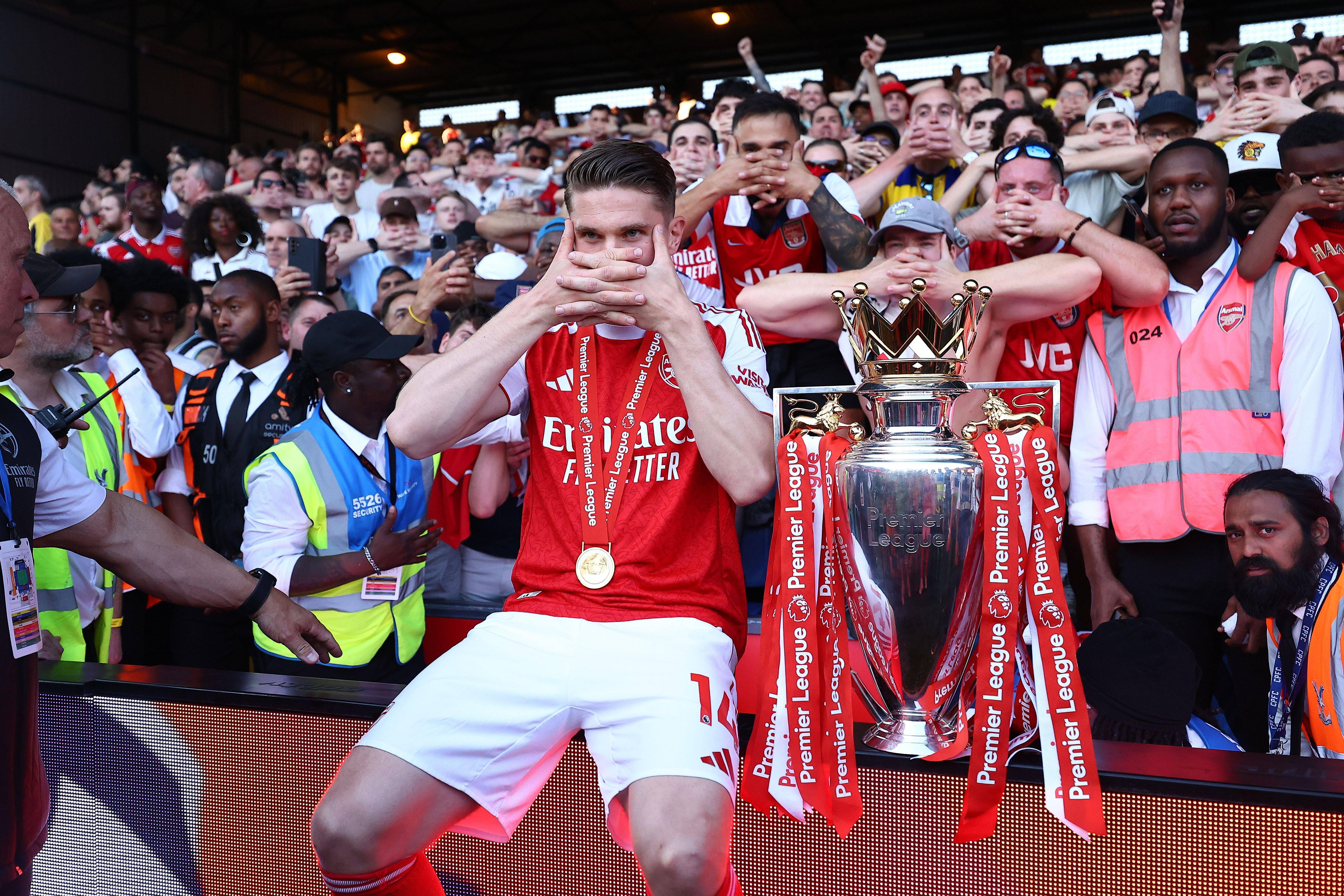 Gyokeres, o homem da máscara, depressa conquistou os adeptos do Arsenal