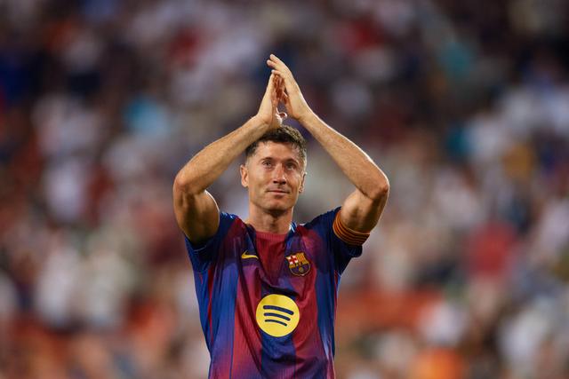 Robert Lewandowski esteve quatro temporadas em Barcelona