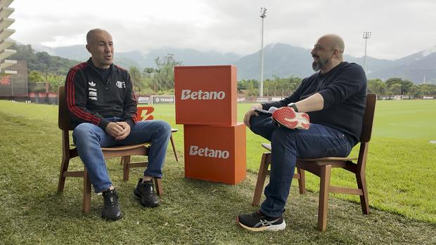 Leonardo Jardim em conversa com A BOLA