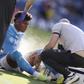 Alison saiu lesionado do último jogo do Nápoles