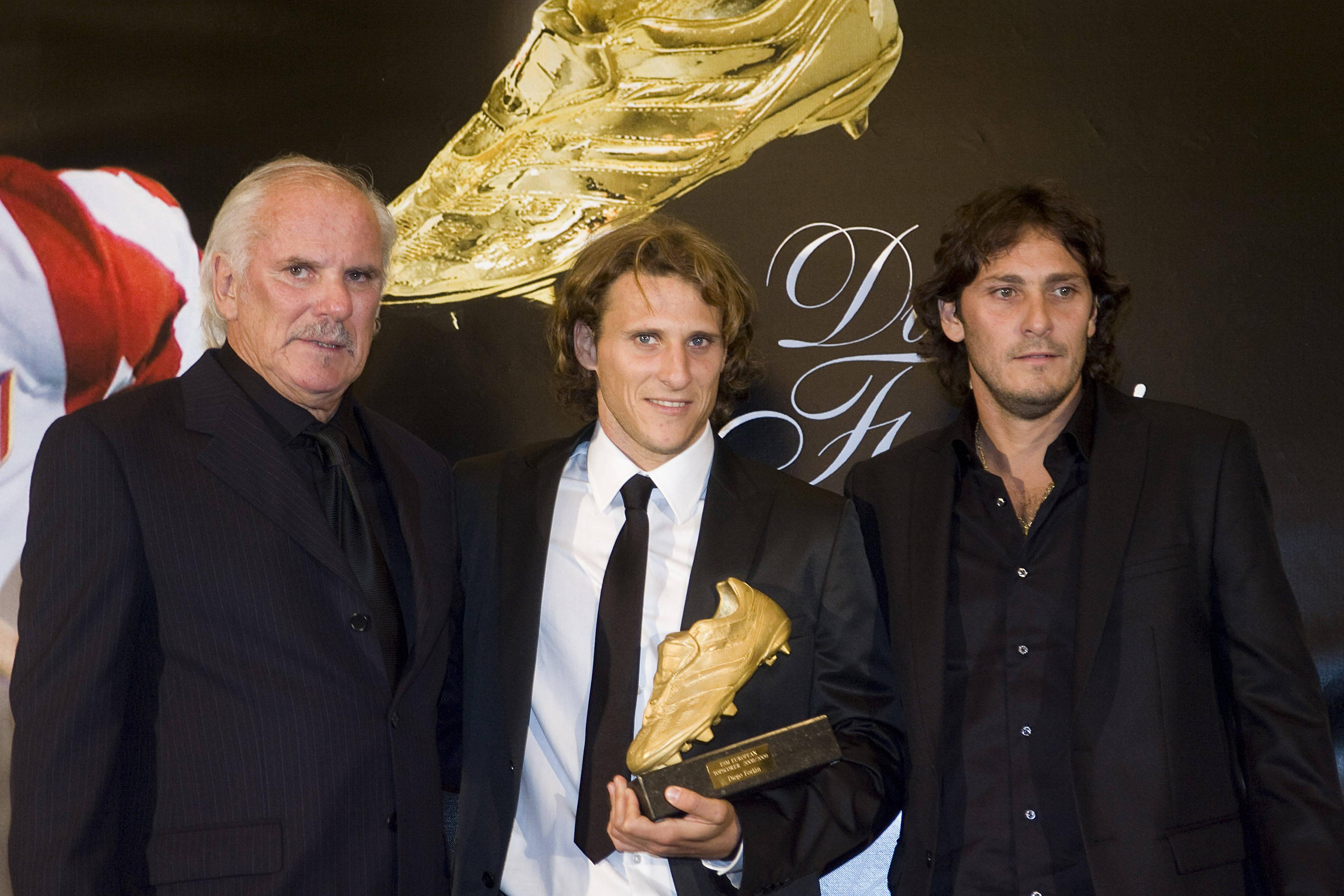 Diego Forlán ganhou a Bota de Ouro em 2004/05, com 25 golos pelo Villarreal, e em 2008/09, com 32 pelo Atlético Madrid - Foto: IMAGO