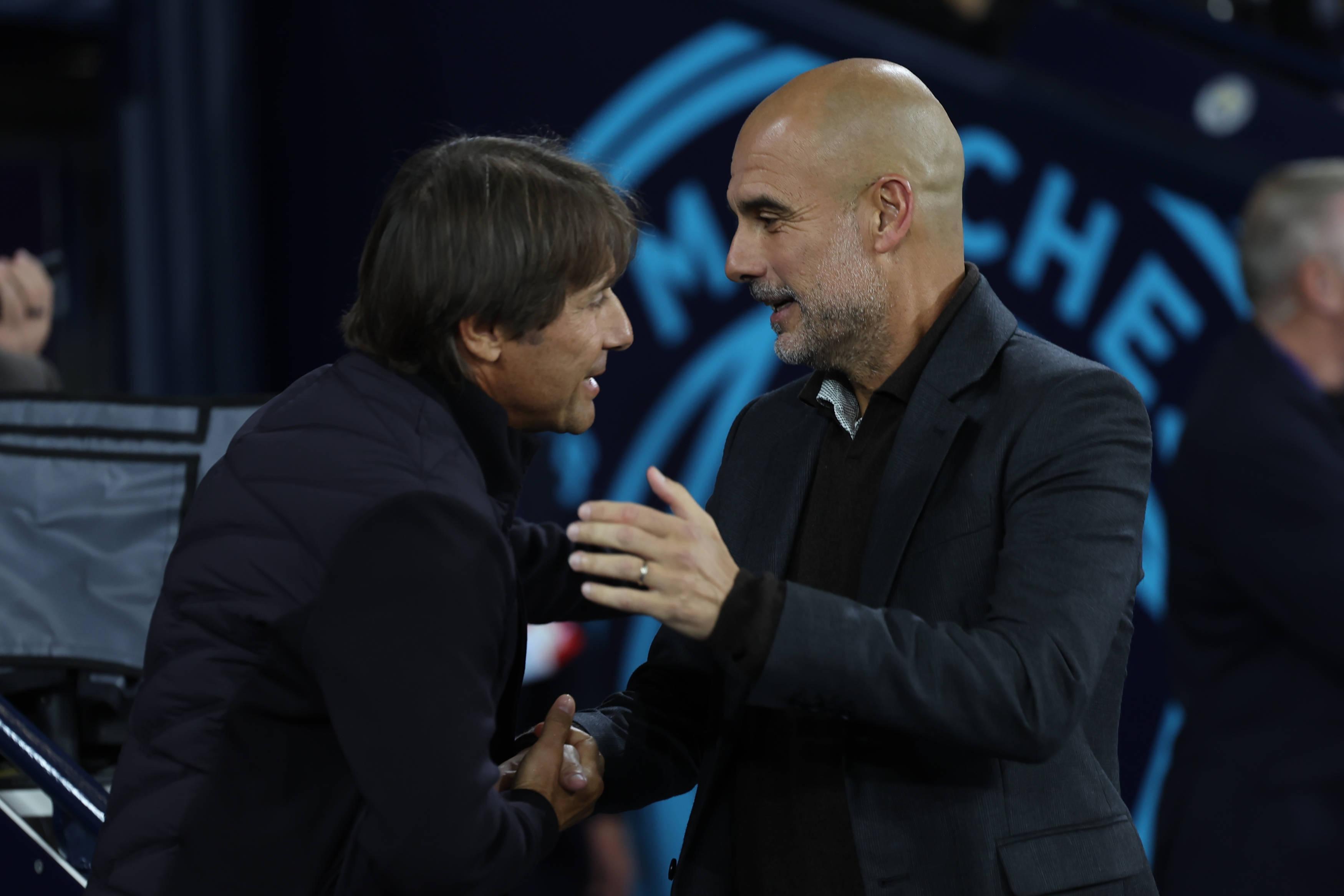 Antonio Conte e Pep Guardiola defrontaram-se esta época na Champions