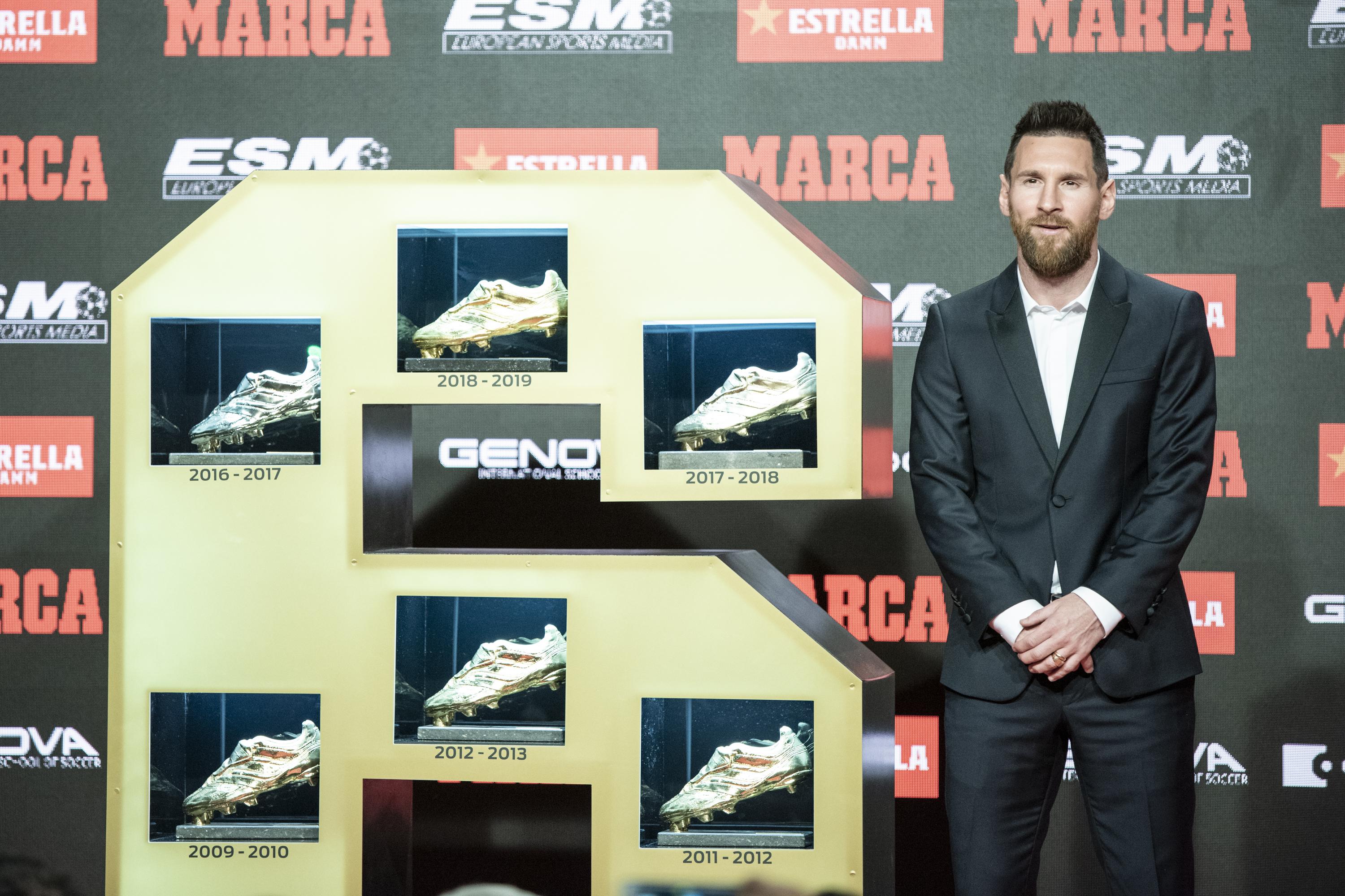 34 golos em 2009/10, 50 em 2011/12, 46 em 2012/13, 37 em 2016/17, 34 em 2017/18 e 36 em 2018/19. Lionel Messi ganhou seis Botas de Ouro, todas pelo Barcelona. Ninguém tem tantas como o astro argentino - Foto: IMAGO