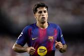 João Cancelo tem atuado a lateral-esquerdo no Barcelona