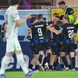 Paderborn dá a volta, sobe de divisão e condena o desapontante Wolfsburgo
