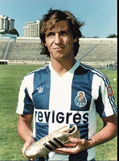 A alcunha 'Bibota' diz tudo sobre Fernando Gomes, o antigo avançado português que conquistou o prémio em duas ocasiões, com 36 golos no campeonato em 1982/83 e com 39 em 1984/85, ambas as vezes ao serviço do FC Porto - Foto: A BOLA