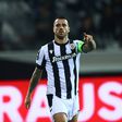 Vieirinha renova com o PAOK
